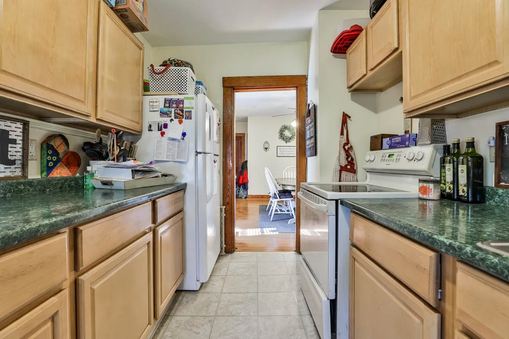 25-27 Burritt Street Nashua NH 03060