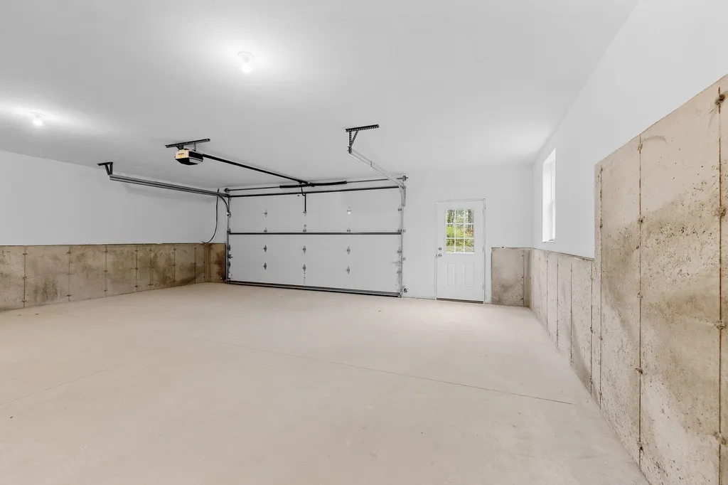 489 Shaker Road Northfield NH 03276