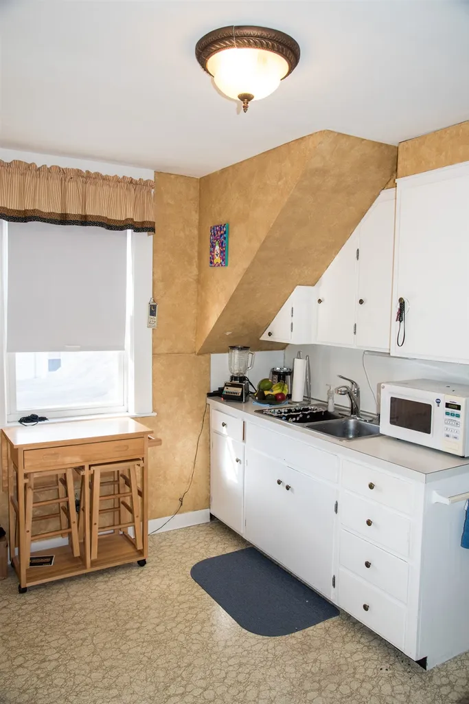 40 Granite Street Nashua NH 03064
