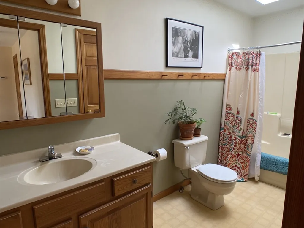 32 Old Farm Road Jericho VT 05465