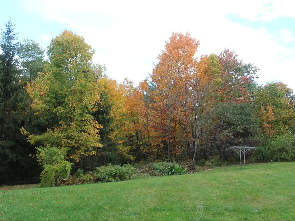 32 Old Farm Road Jericho VT 05465