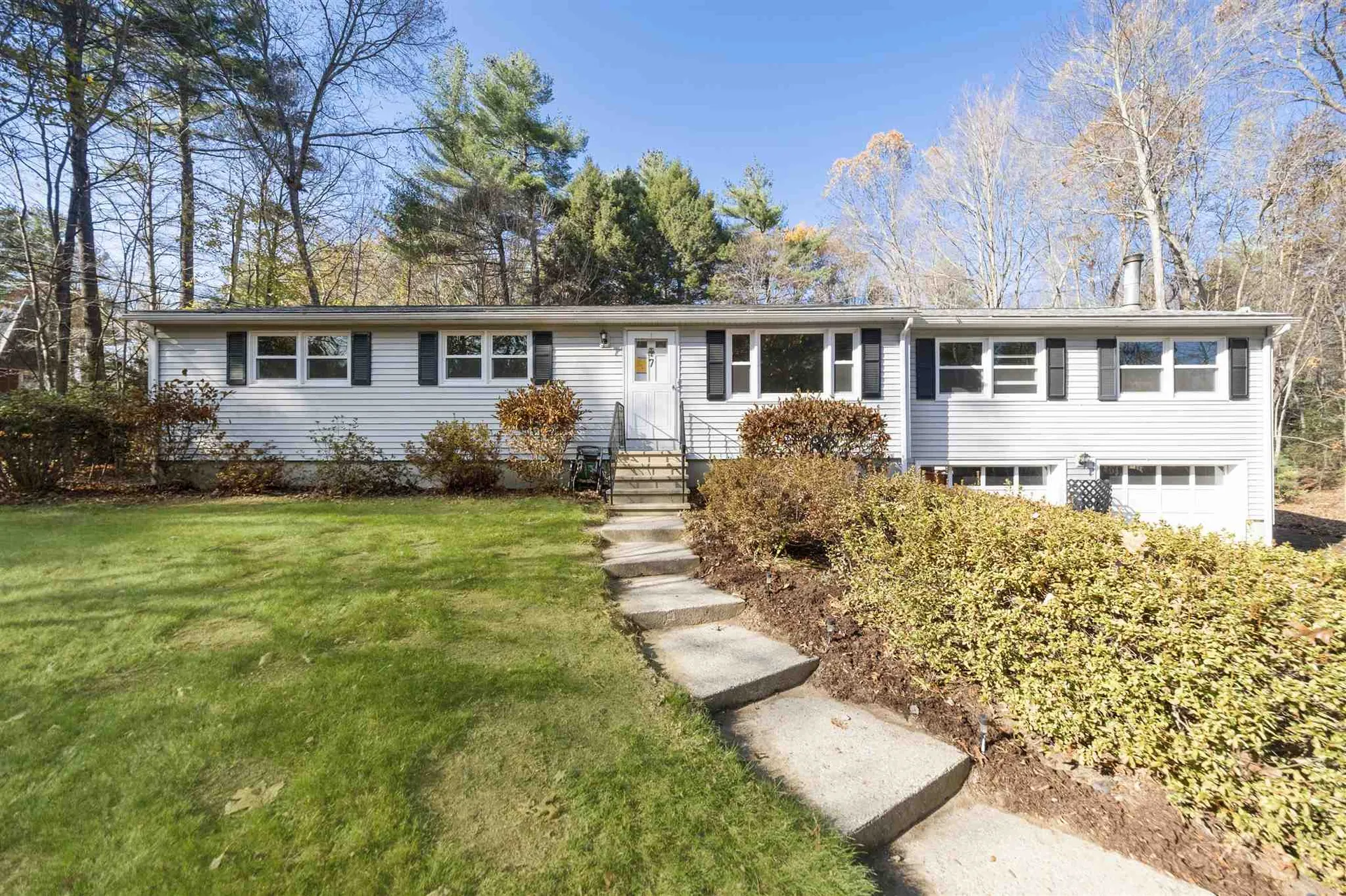 7 Line Brook Road Atkinson NH 03811