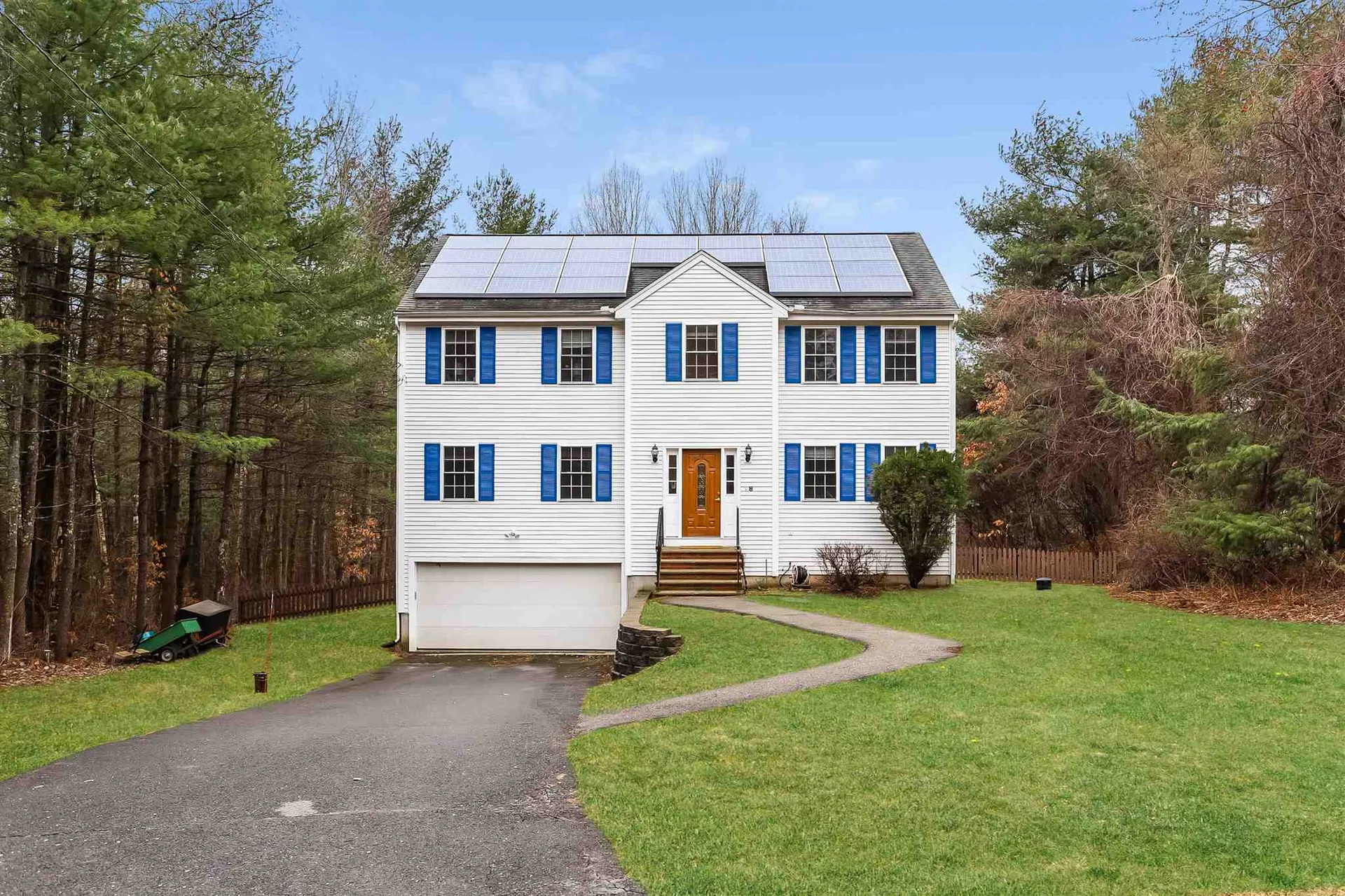 8 Castle Hill Road Windham NH 03087