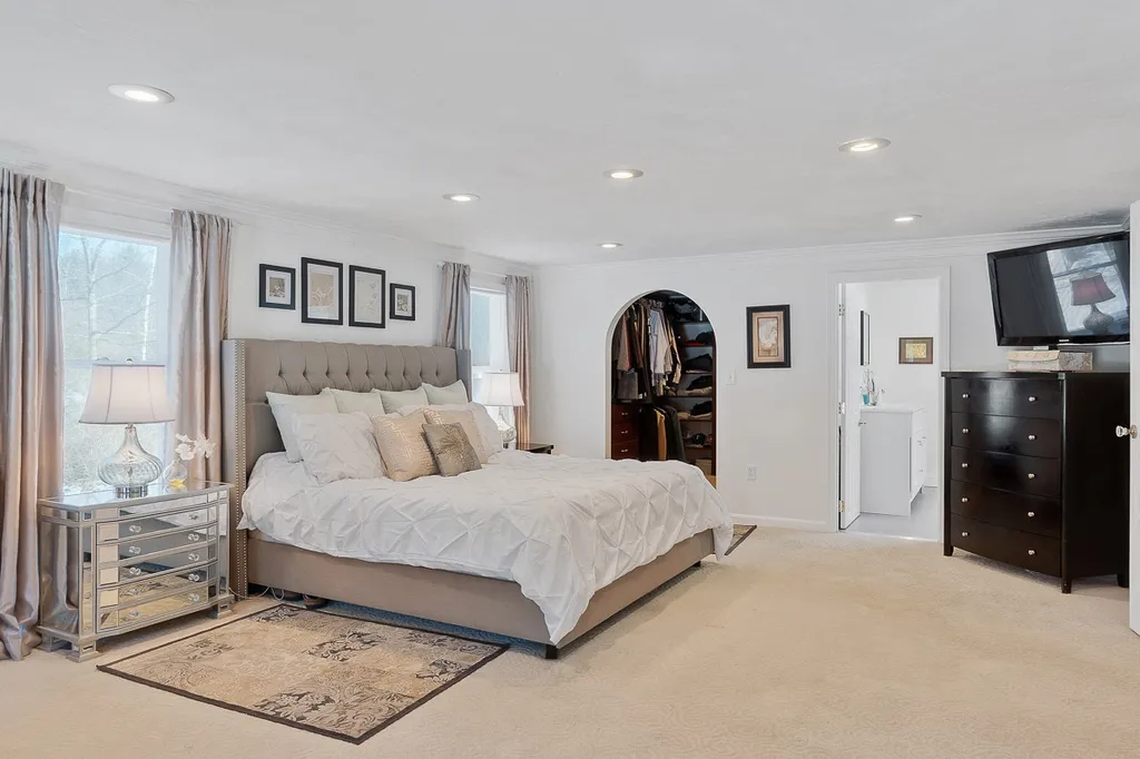 138 Maple Avenue Atkinson NH 03811