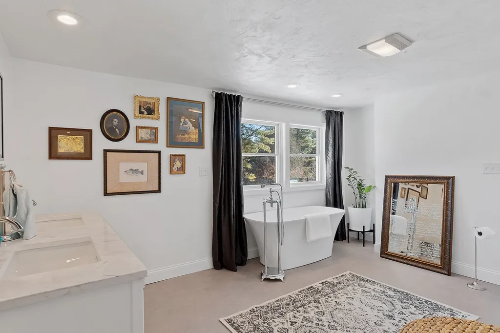138 Maple Avenue Atkinson NH 03811