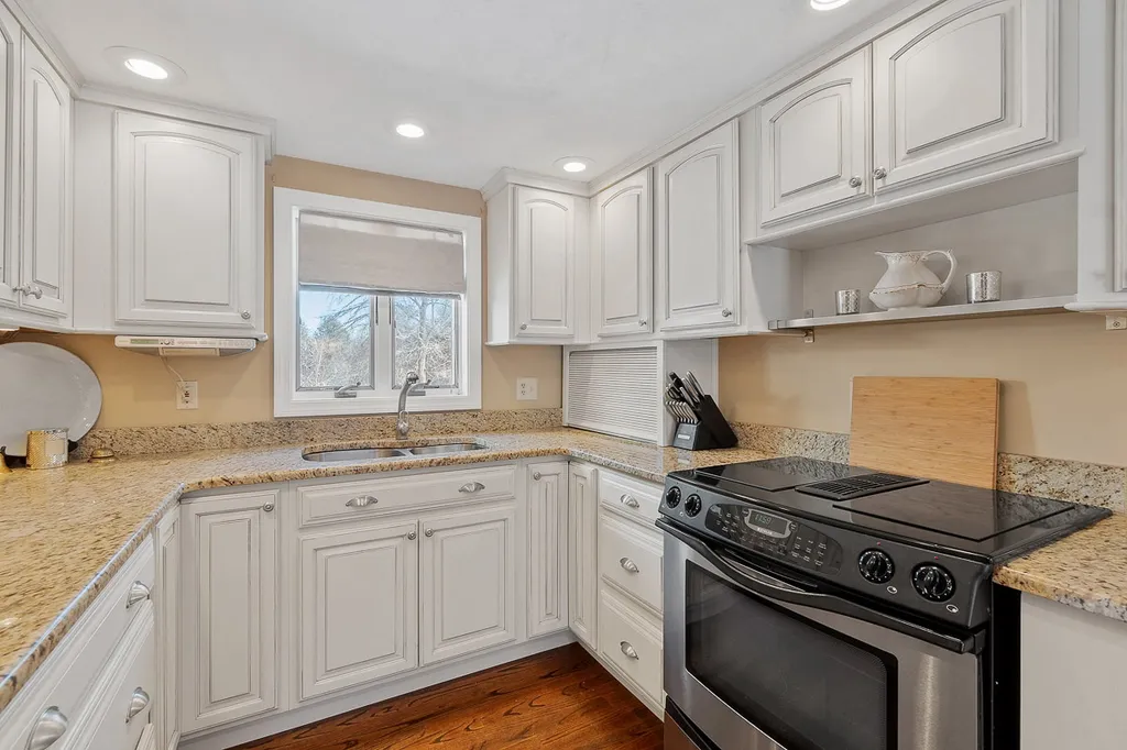 138 Maple Avenue Atkinson NH 03811