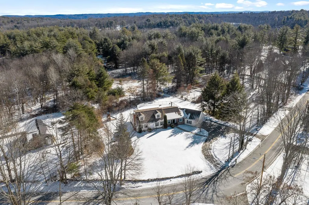 138 Maple Avenue Atkinson NH 03811
