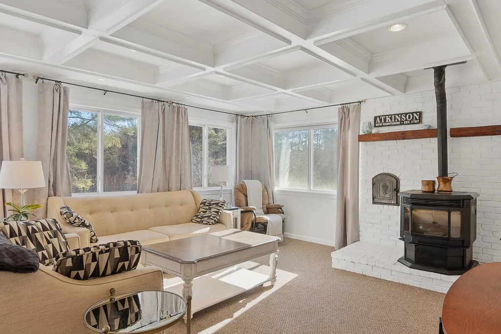 138 Maple Avenue Atkinson NH 03811