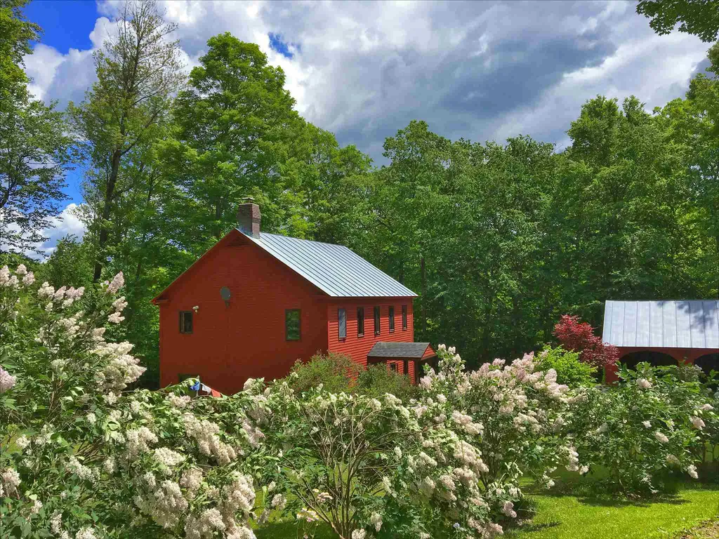 95 Stowell Road Norwich VT 05055
