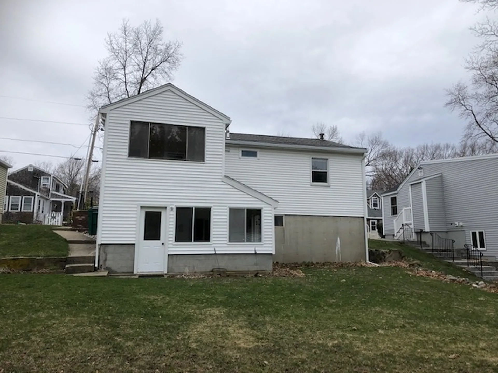3 Walnut Avenue Hampton NH 03842