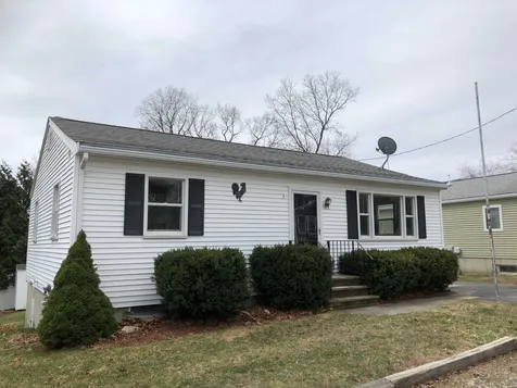 3 Walnut Avenue Hampton NH 03842