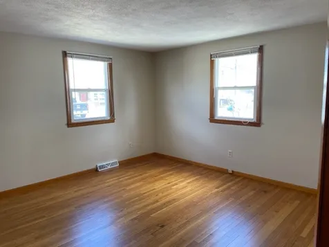 3 Walnut Avenue Hampton NH 03842