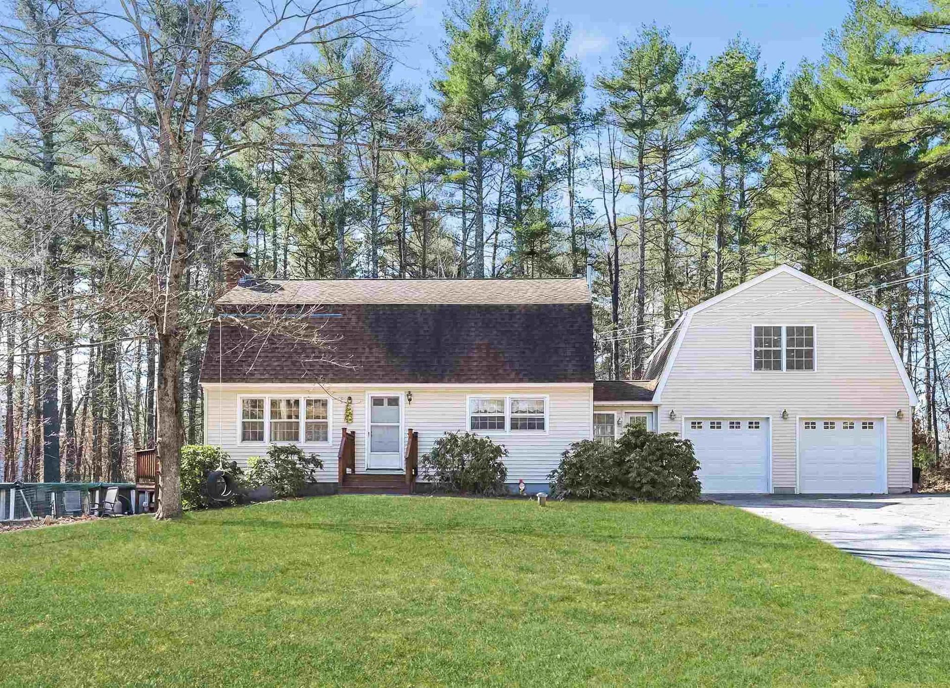 1 Washington Street Pelham NH 03076