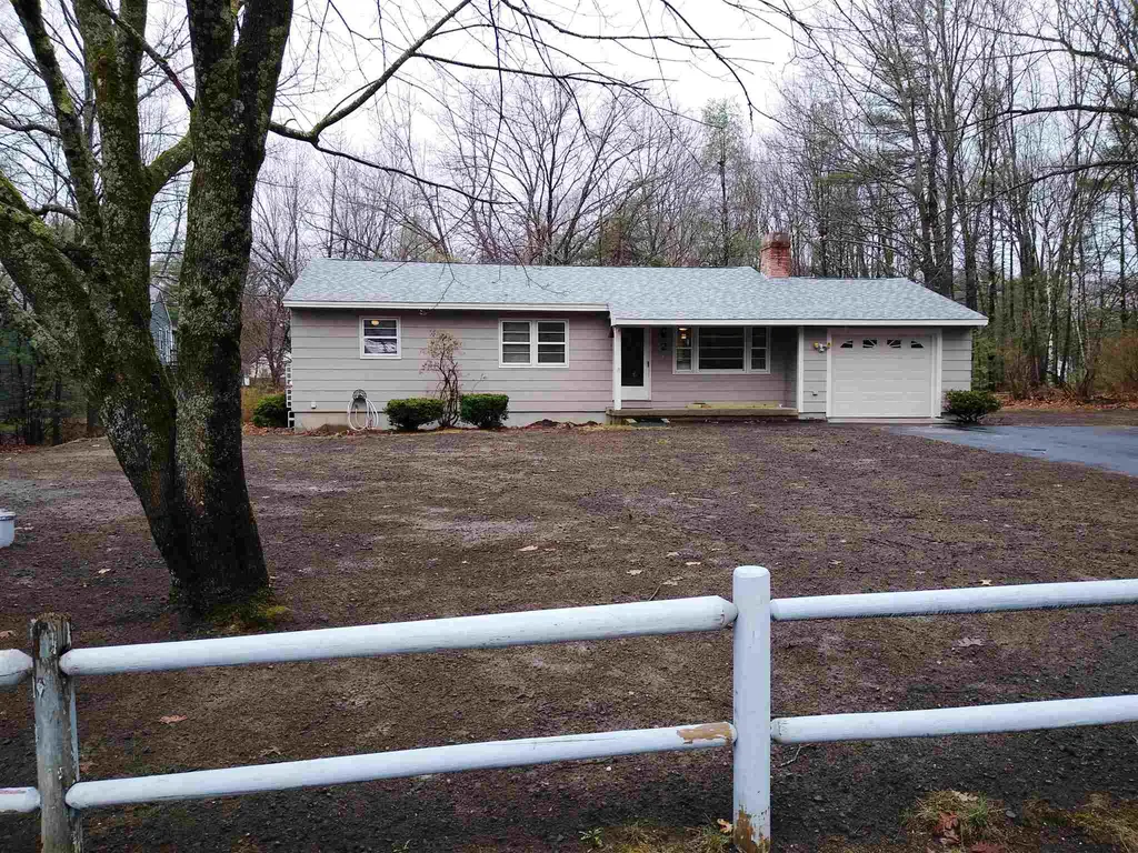 2 Woodland Drive Litchfield NH 03052