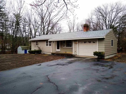 2 Woodland Drive Litchfield NH 03052