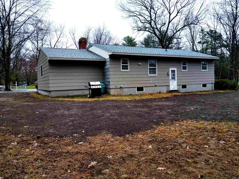 2 Woodland Drive Litchfield NH 03052