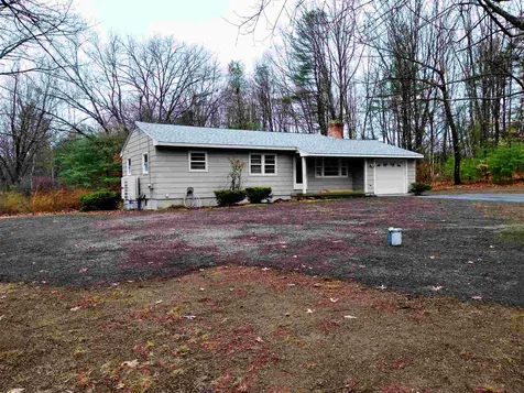 2 Woodland Drive Litchfield NH 03052
