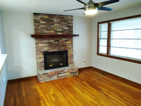 2 Woodland Drive Litchfield NH 03052