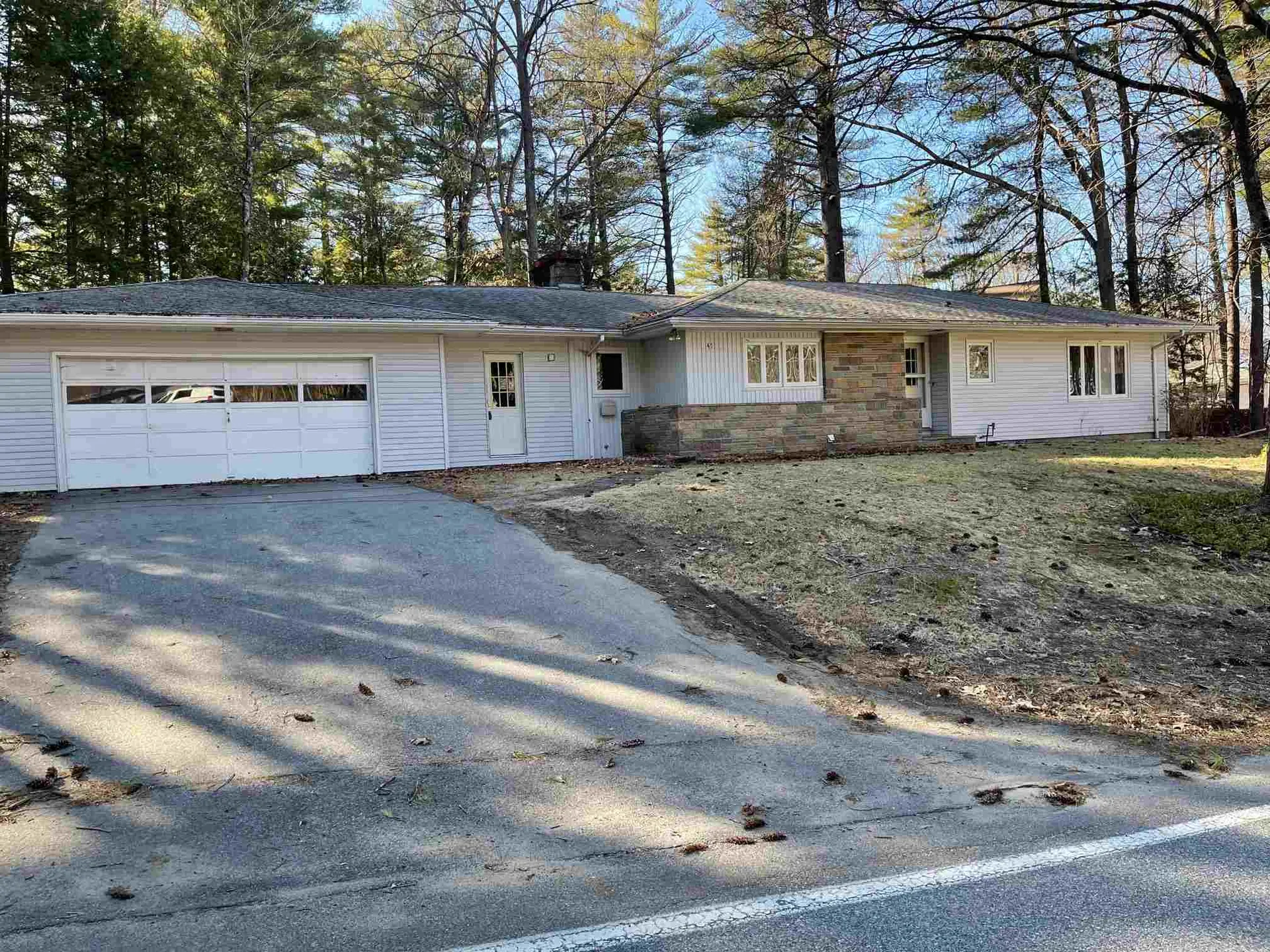 47 Dublin Avenue Nashua NH 03063