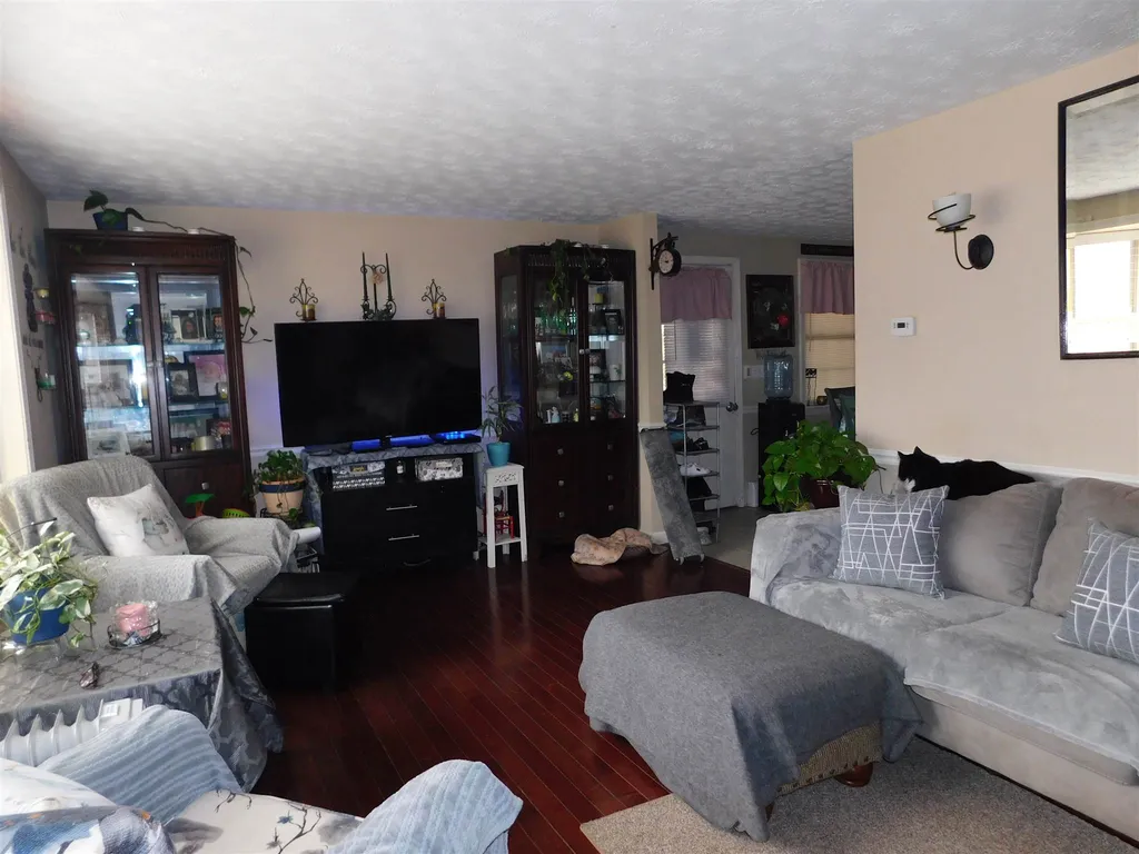 50-52 Mount Delight Road Allenstown NH 03275