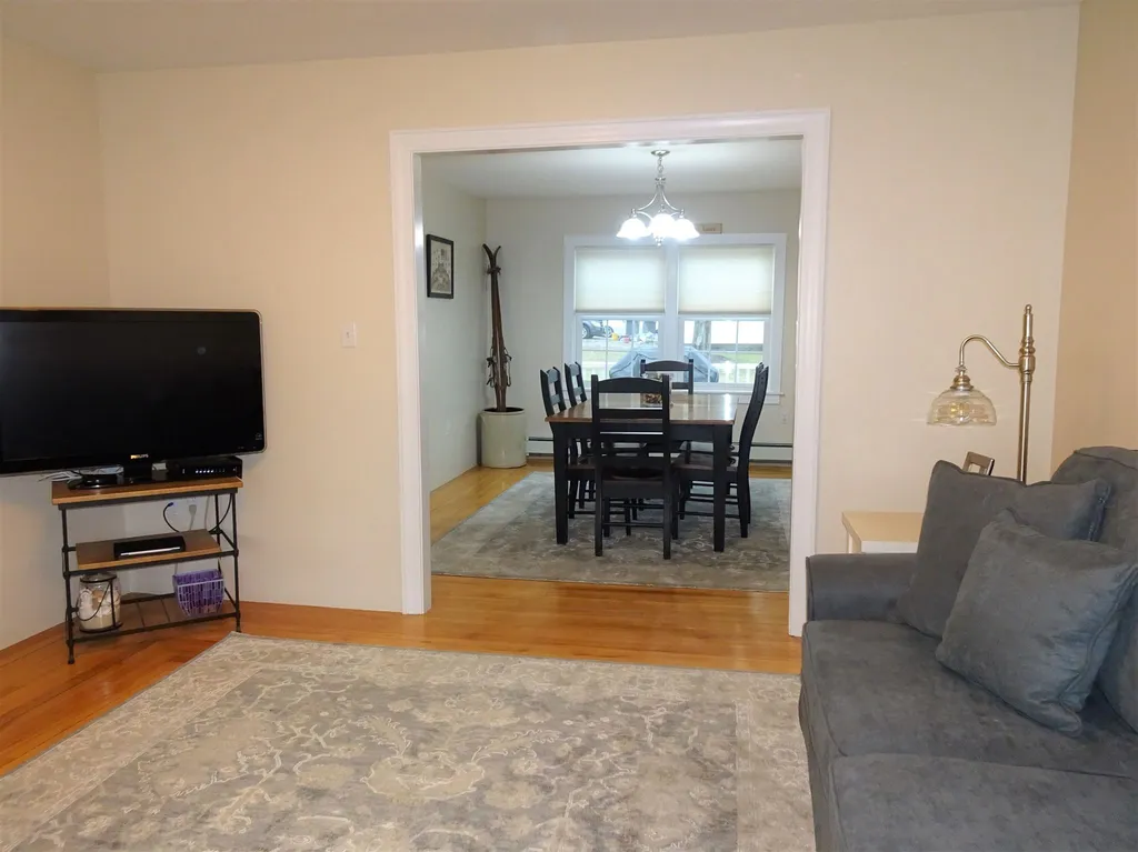 65 Broadway Pembroke NH 03275