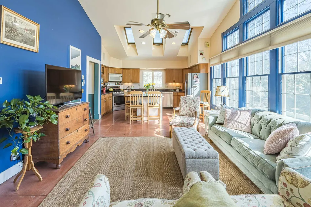 22 Lary Lane Norwich VT 05055