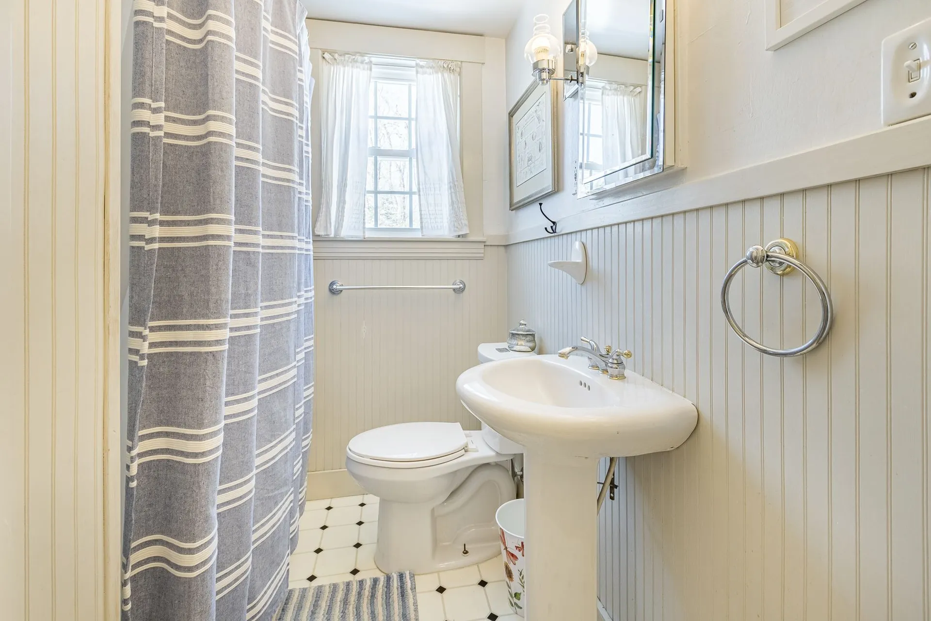 22 Lary Lane Norwich VT 05055