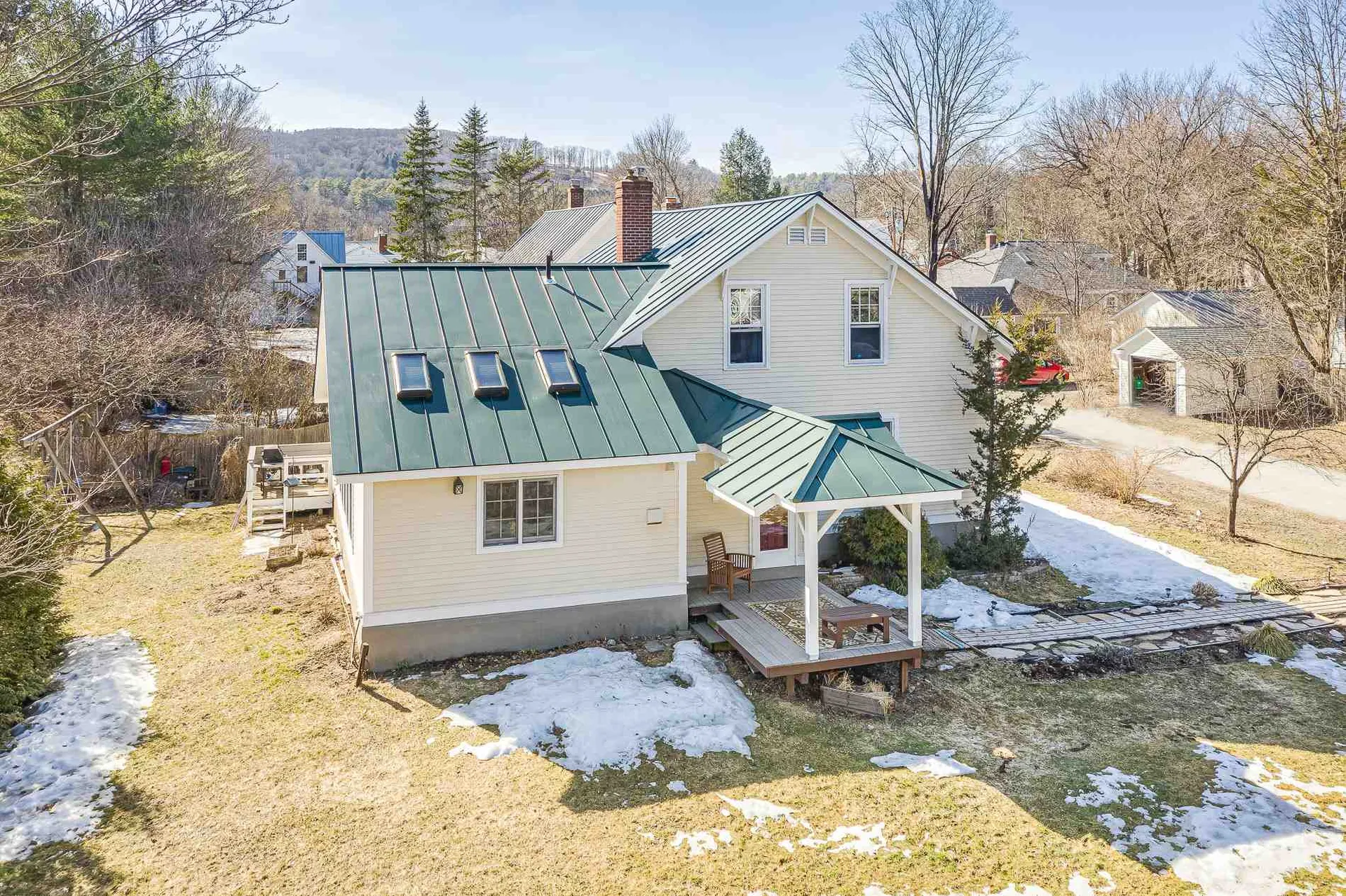 22 Lary Lane Norwich VT 05055