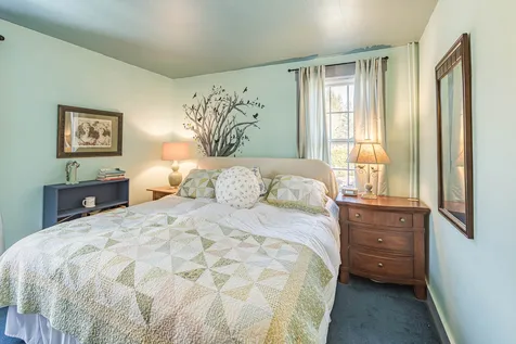 22 Lary Lane Norwich VT 05055