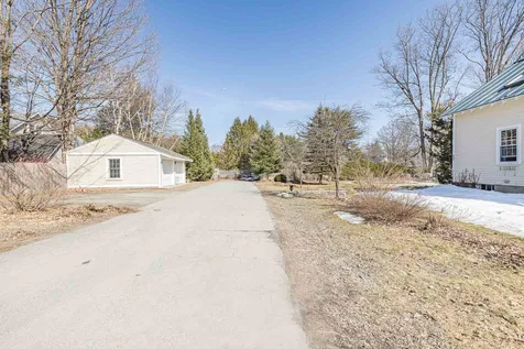 22 Lary Lane Norwich VT 05055
