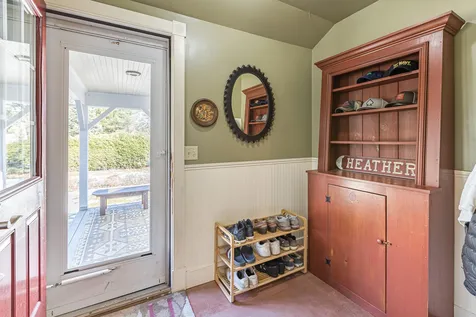 22 Lary Lane Norwich VT 05055