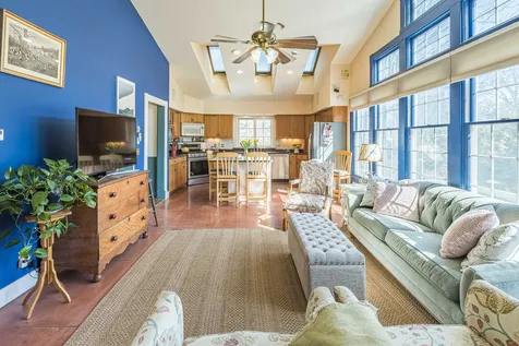 22 Lary Lane Norwich VT 05055