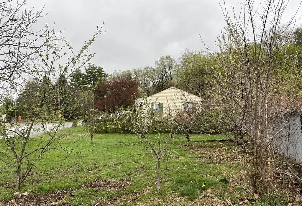 247 North Street Claremont NH 03743