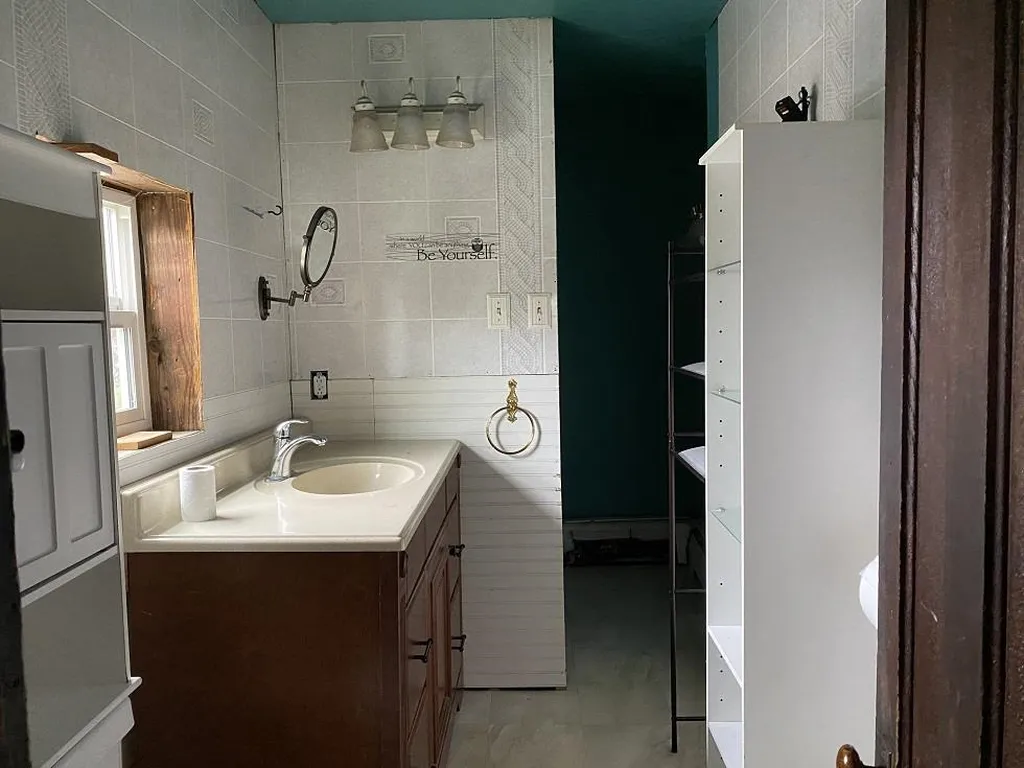 247 North Street Claremont NH 03743