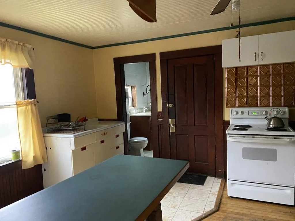 247 North Street Claremont NH 03743