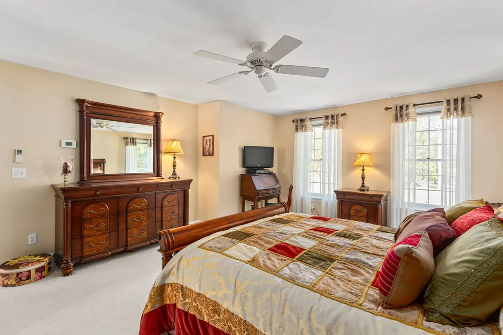 13 Harvest Way Newmarket NH 03857