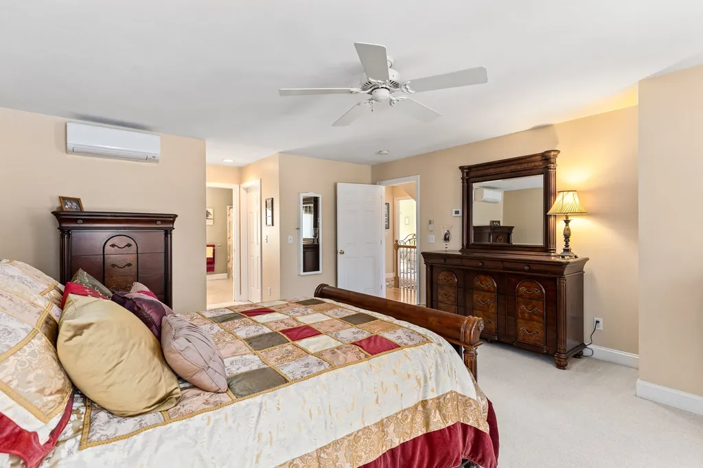 13 Harvest Way Newmarket NH 03857