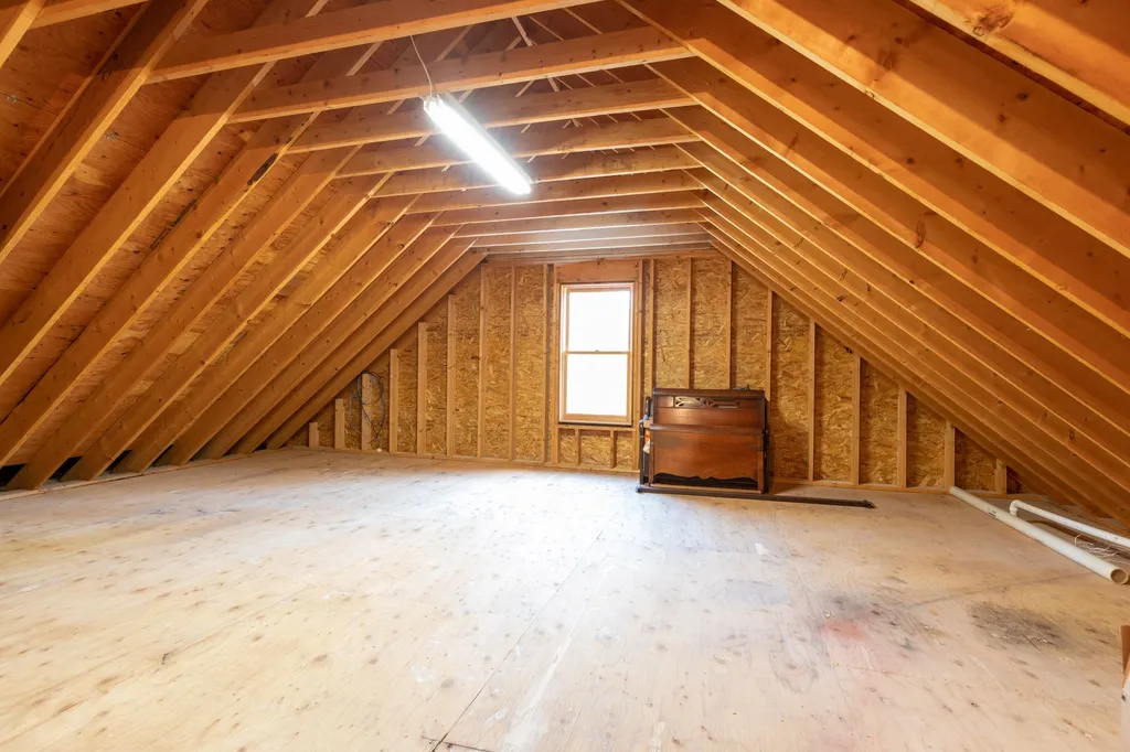13 Harvest Way Newmarket NH 03857