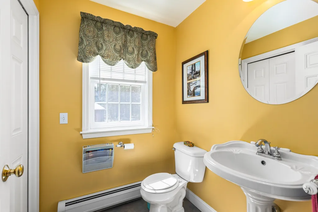13 Harvest Way Newmarket NH 03857