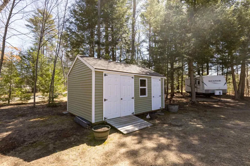 13 Harvest Way Newmarket NH 03857