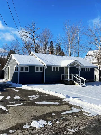 210 Cottage Street Littleton NH 03561