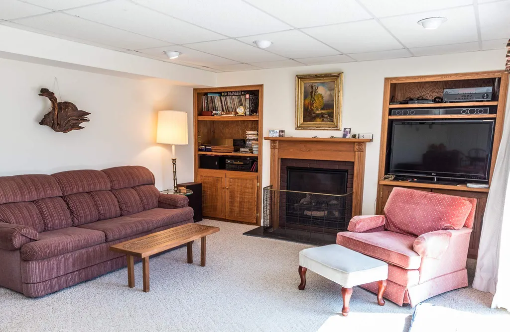 18 Brewster Heights Wolfeboro NH 03894
