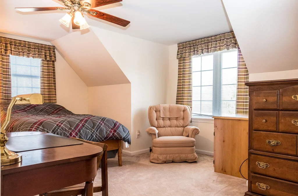18 Brewster Heights Wolfeboro NH 03894