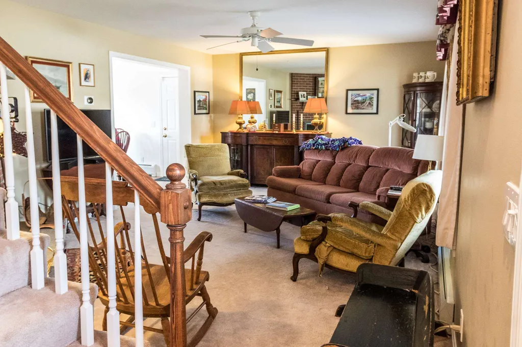 18 Brewster Heights Wolfeboro NH 03894