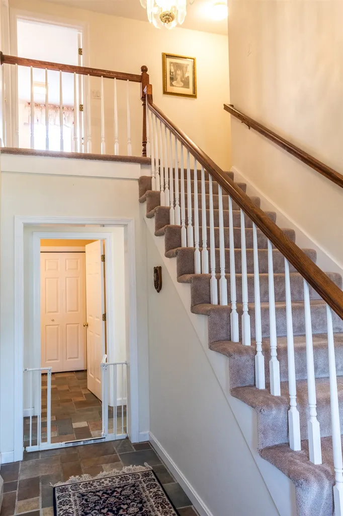18 Brewster Heights Wolfeboro NH 03894