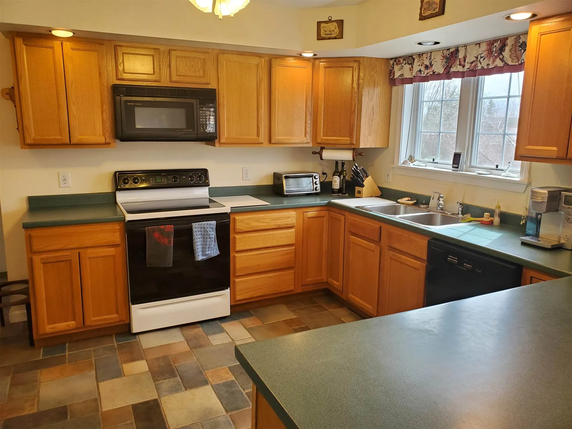 18 Brewster Heights Wolfeboro NH 03894