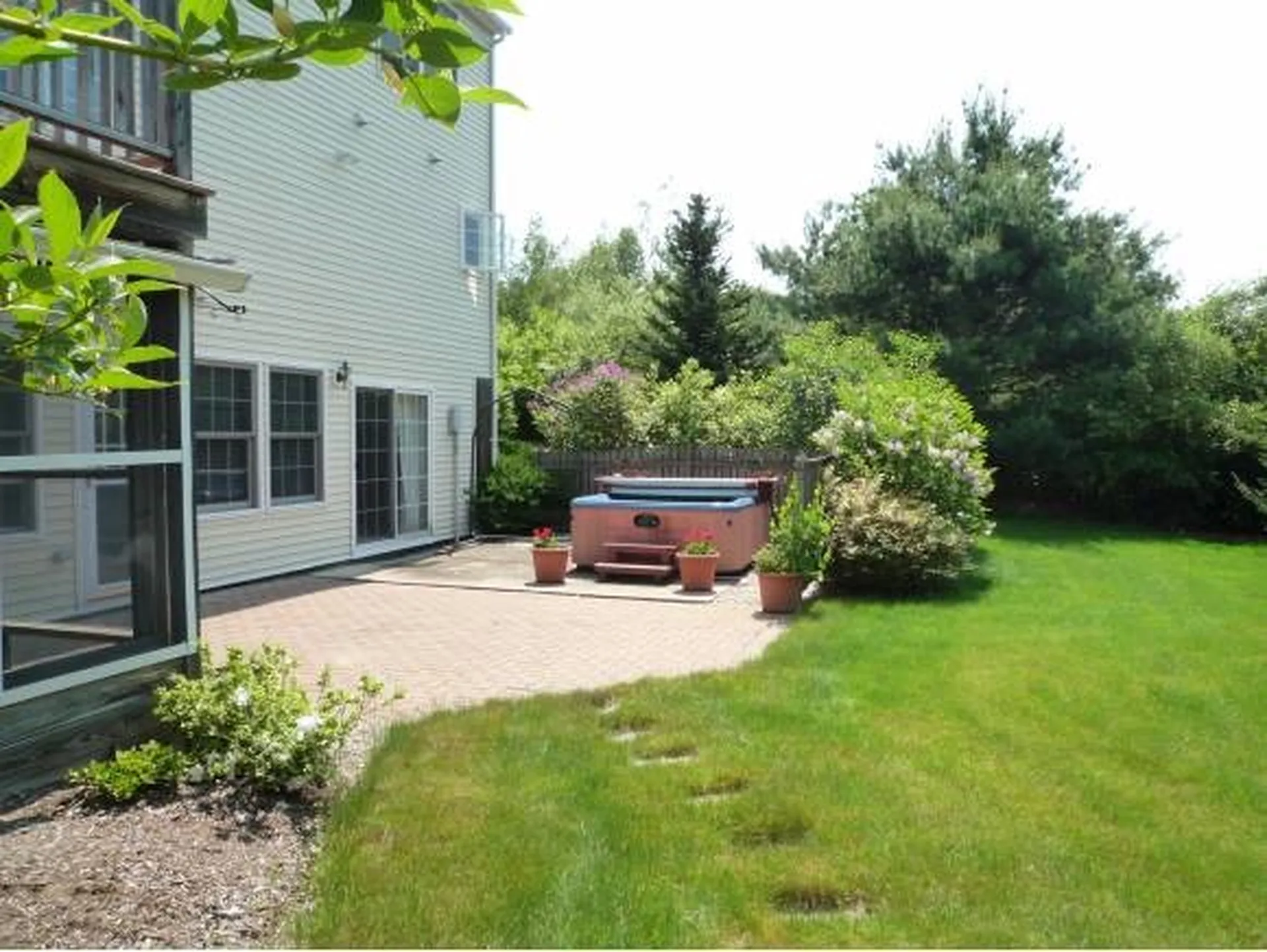 18 Brewster Heights Wolfeboro NH 03894