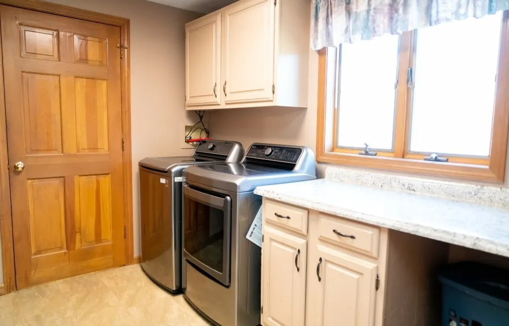 11 Blue Fox Road Salem NH 03079