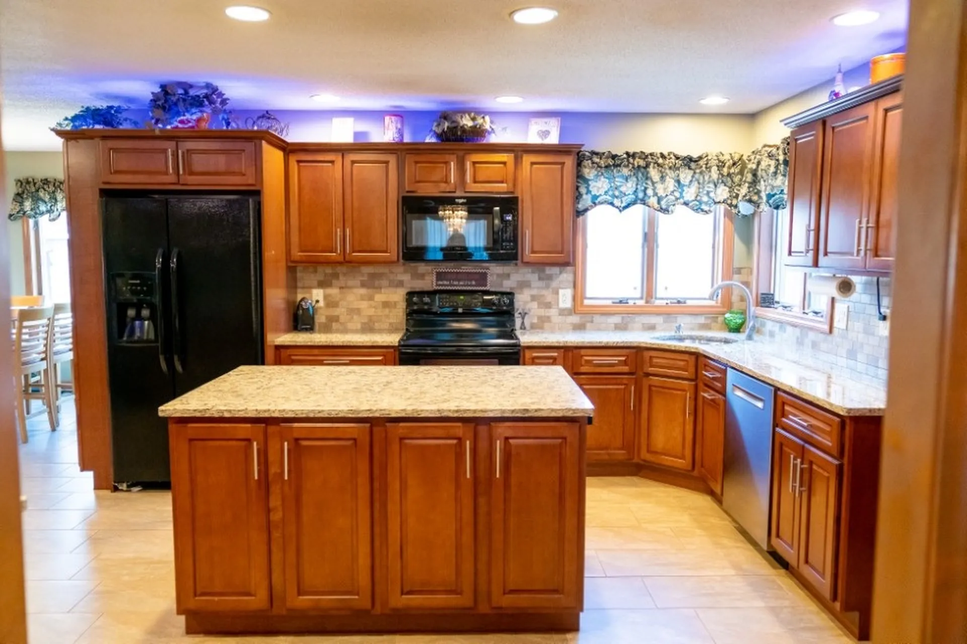 11 Blue Fox Road Salem NH 03079
