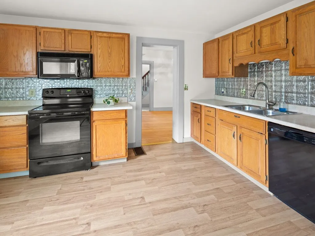 8 East Street Vergennes VT 05491